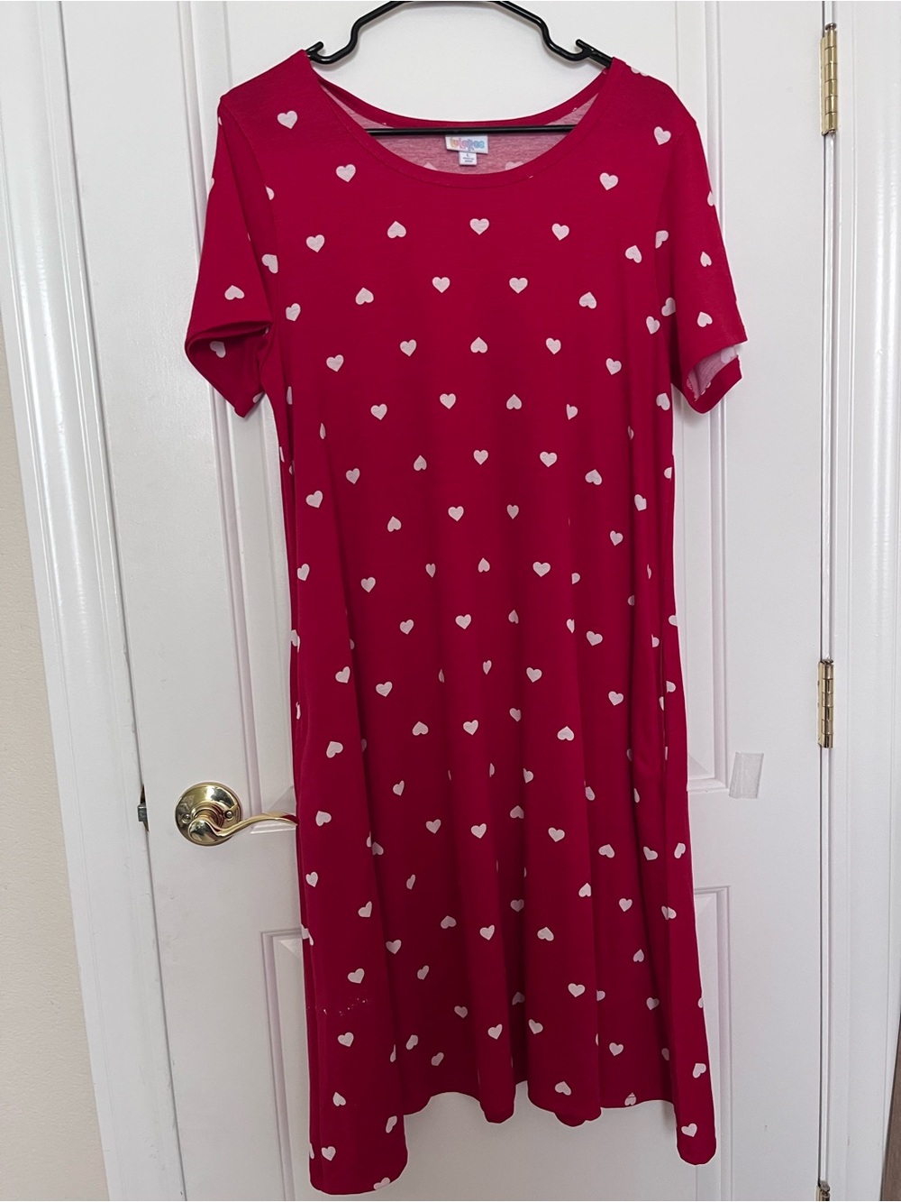 LuLaRoe Med. Red Heart Print Short Sleeve Swing Dress with pockets